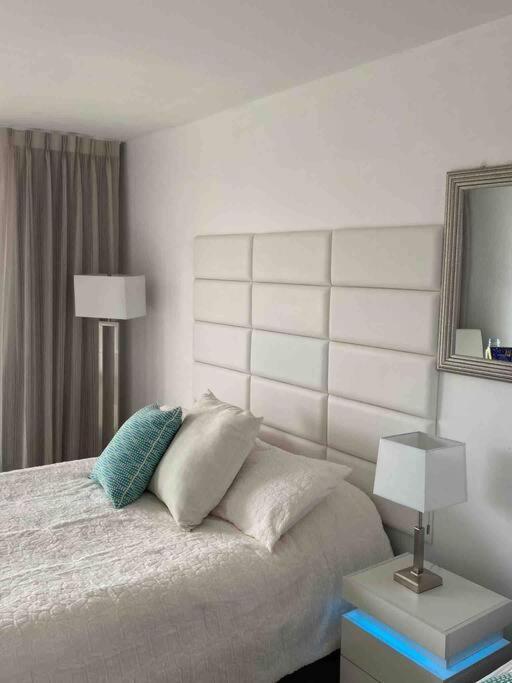 Alojamiento Con Balcon Hacia La Playa 115 Miami Beach Exterior photo